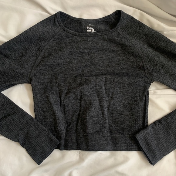 Seamless Crop Top | Longsleeve - Picture 1 of 5